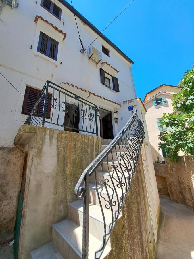 Apartment Borna Baska  Bagian luar foto
