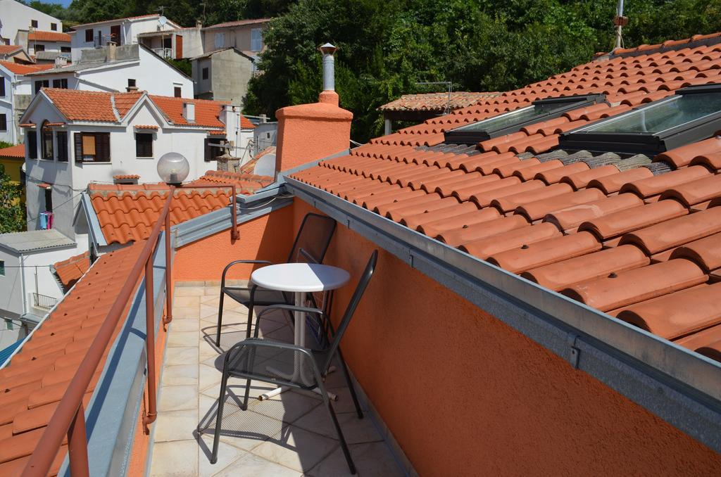 Apartment Borna Baska  Bagian luar foto