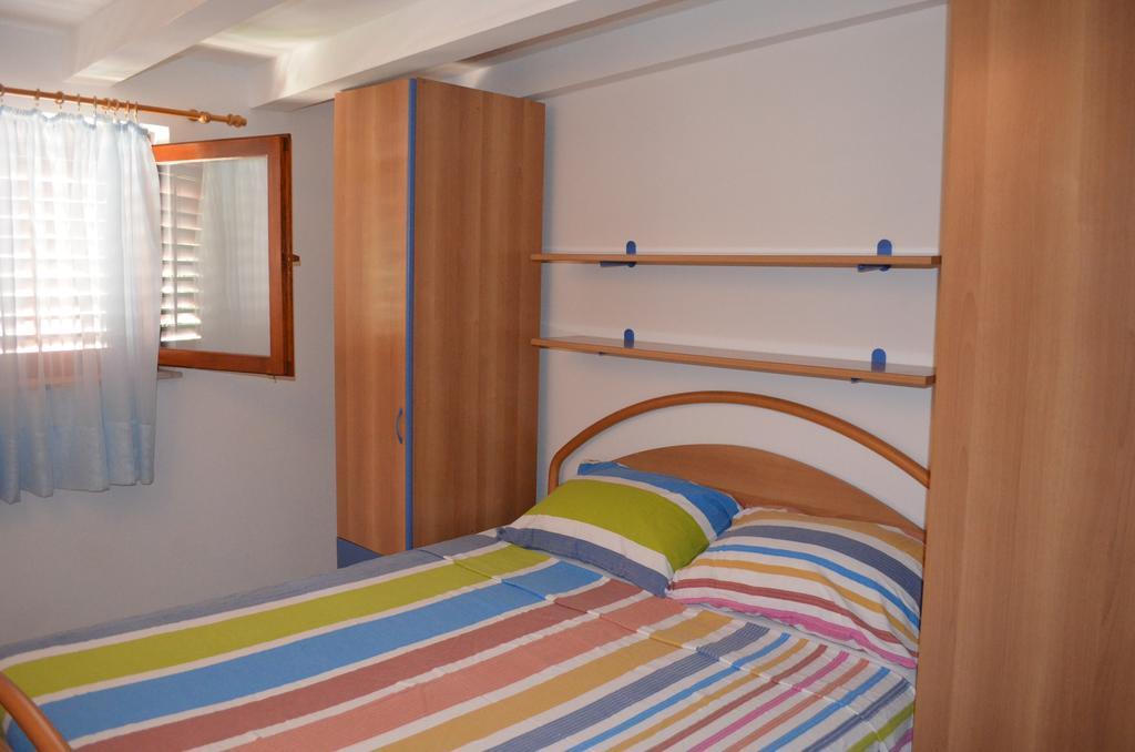 Apartment Borna Baska  Bagian luar foto