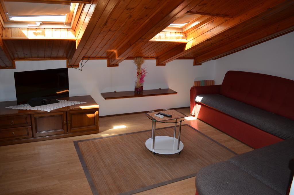 Apartment Borna Baska  Bagian luar foto